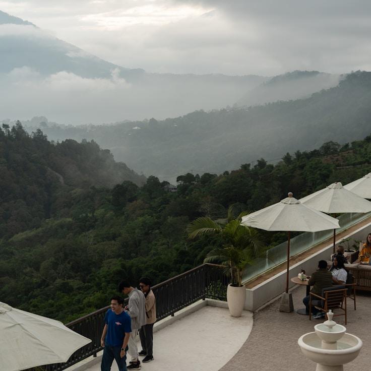 Outdoor terrace seating suitable for families in Paris